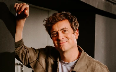 Niels Destadsbader stelt zijn nieuwe album voor