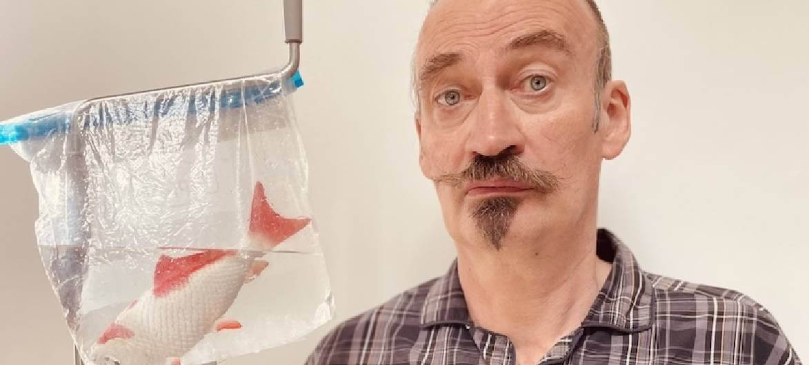 Afbeelding ter illustratie bij nieuwsbericht Bert Kruismans brengt nieuwe comedyvoorstelling.