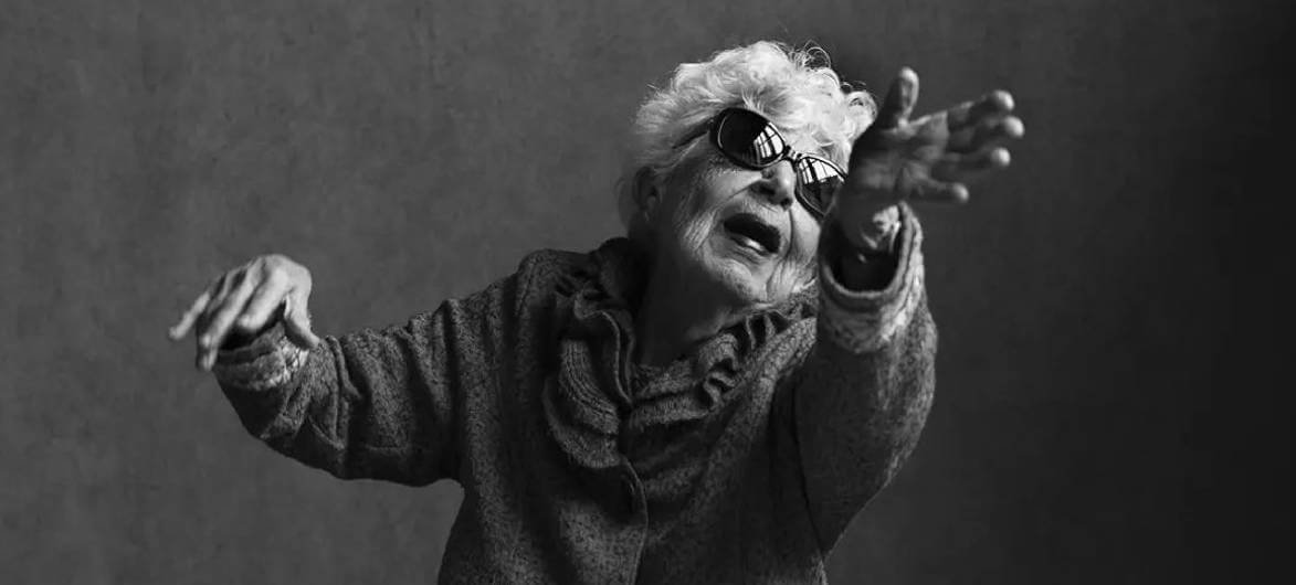 Afbeelding ter illustratie bij nieuwsbericht 101-jarige actrice opent Theater aan Zee.