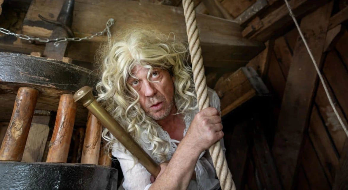 Afbeelding 1 bij recensie over Zoon van de Zon (8+)