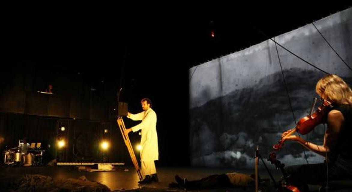 Foto van de voorstelling White Box in Brussel