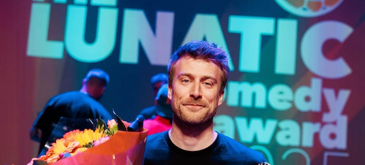 Afbeelding ter illustratie bij nieuwsbericht Robbe Boons wint The Lunatic Comedy Award.