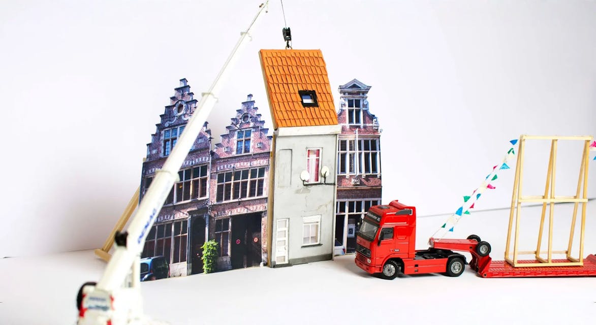 Afbeelding 1 bij recensie over De opstand van de gevels